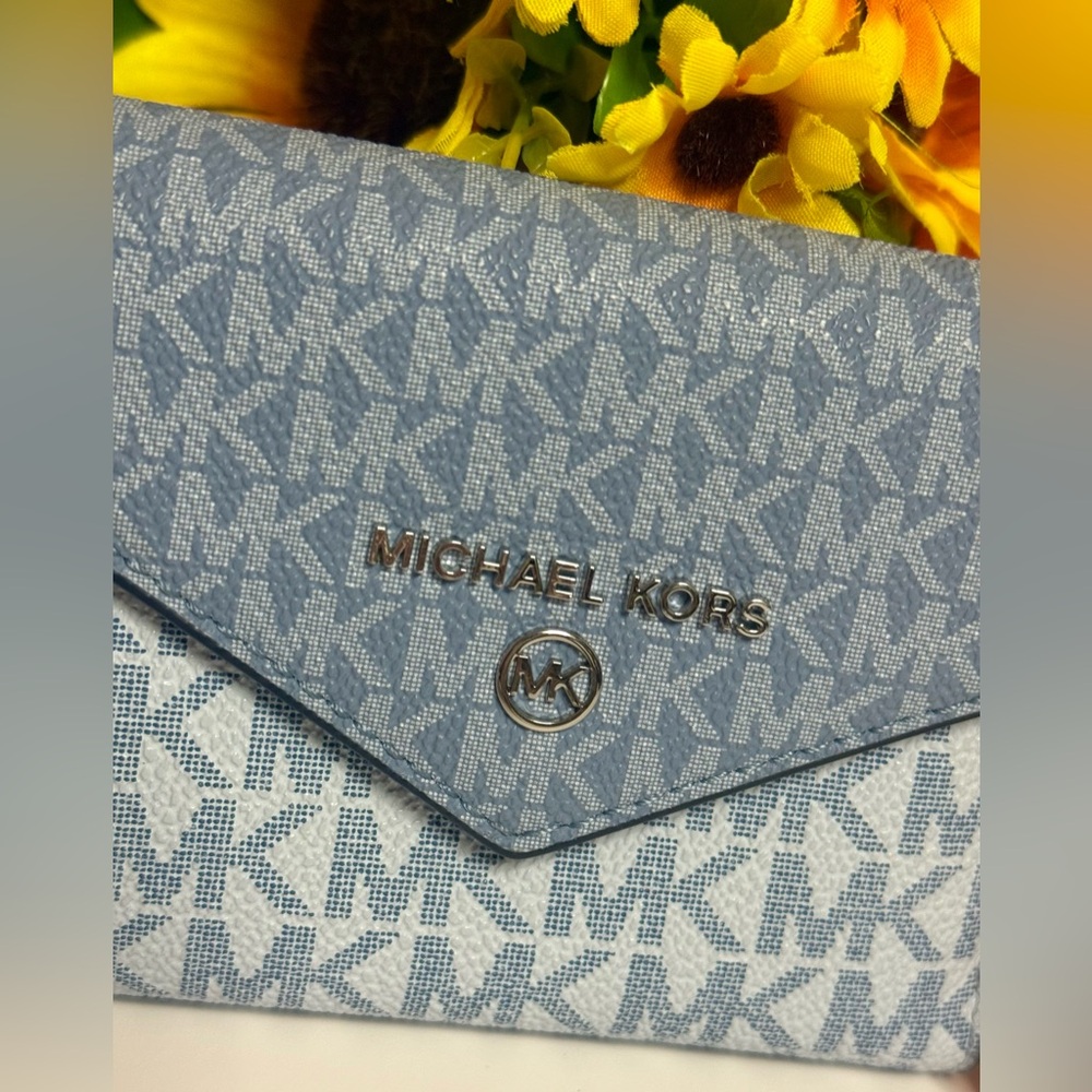 🆕MICHAEL KORS S Jet Set Light blue/Silver Charm MD Envelope Trifold Wallet - Picture 6 of 17